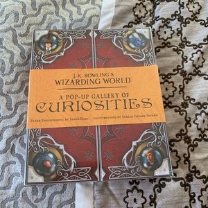 Wizarding World Pop-up Gallery for Curiosities